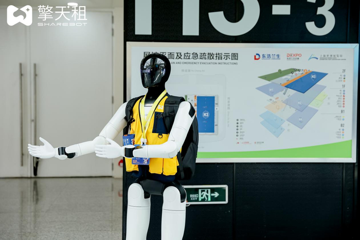 直击2026WAIC｜擎天租60台机器人上岗 “机器人打工”科技风暴席卷WAIC